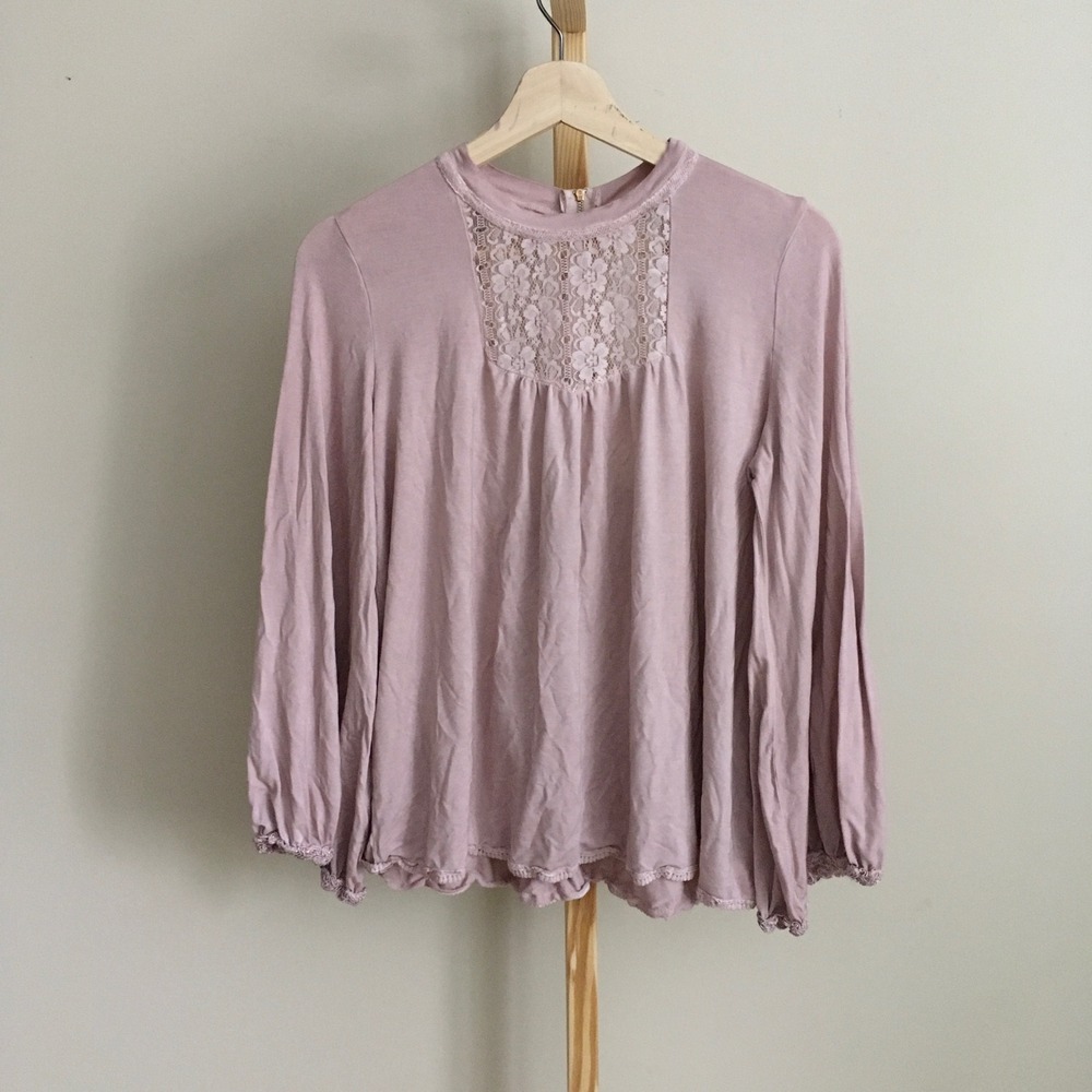 POL Pink Lace Yoke Long Sleeve Top Women's Size small